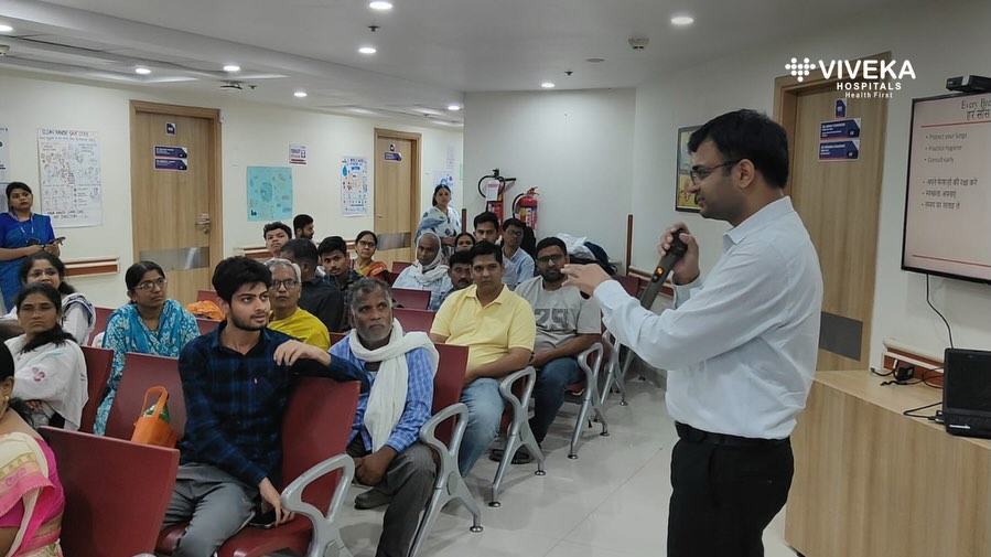 Hands clean, lungs strong!
Viveka Hospitals celebrated World Hand Hygiene Day and World Asthma Day through expert talk by Dr. Nikhil Rathod - Consultant Pulmonologist alongside a vibrant poster competition for World Hand Hygiene Day focused on infection control and respiratory health.๐ซ๐งผ
#CleanHandsHealthyLungs #VivekaHospitals
